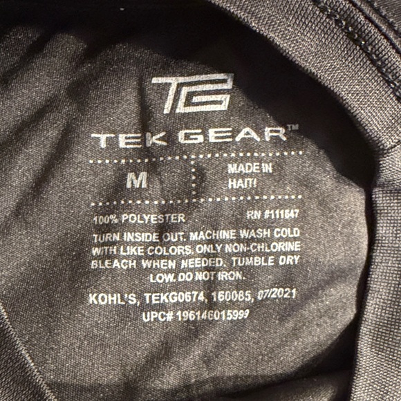 Tek Gear Black Long Sleeve Shirt - Picture 2 of 2